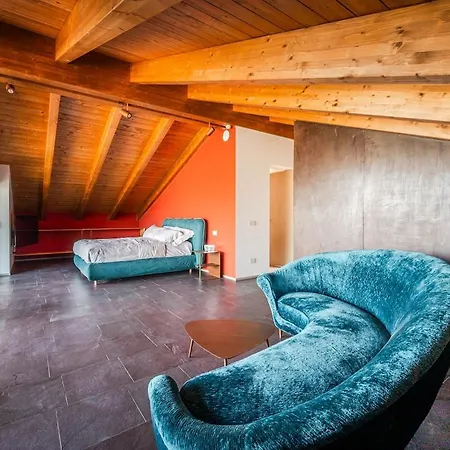 Fuoriporta Affitti Brevi - Millelire - Casangiorgio104 Apartamento Medesano