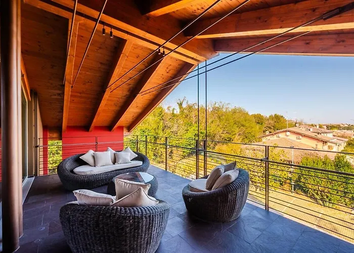 아파트 Fuoriporta Affitti Brevi - Millelire - Casangiorgio104 *